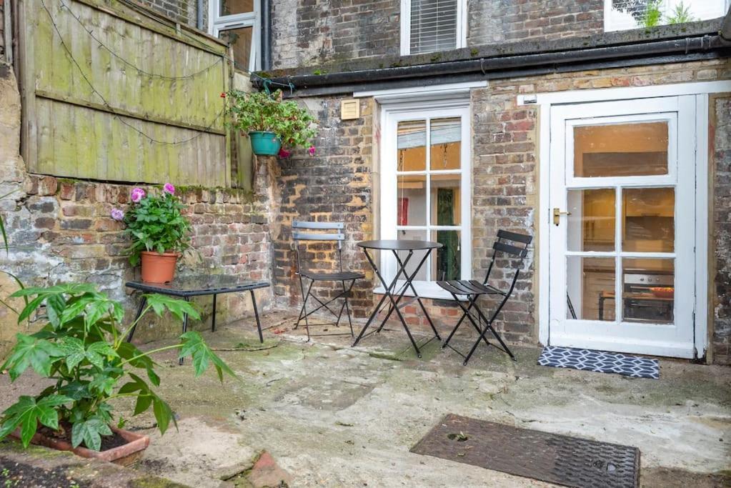 Appartamento Stylish Townhouse, Perfect For Large Groups, Convenient Public Transport Links, Close To Tower Bridge And Liverpool Street Londra